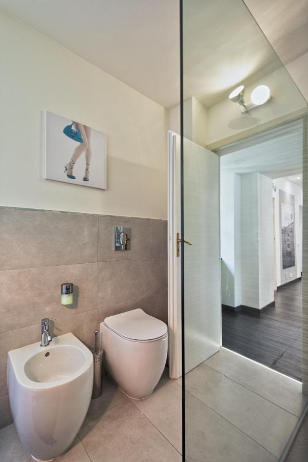 Acadamis - Garibaldi 9 Bis - Piazza Castello Appartement Turijn Buitenkant foto